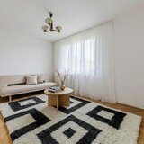 Bucur Obor, Masina de Paine, liber, la metrou, et. 8/10, bloc reabilitat